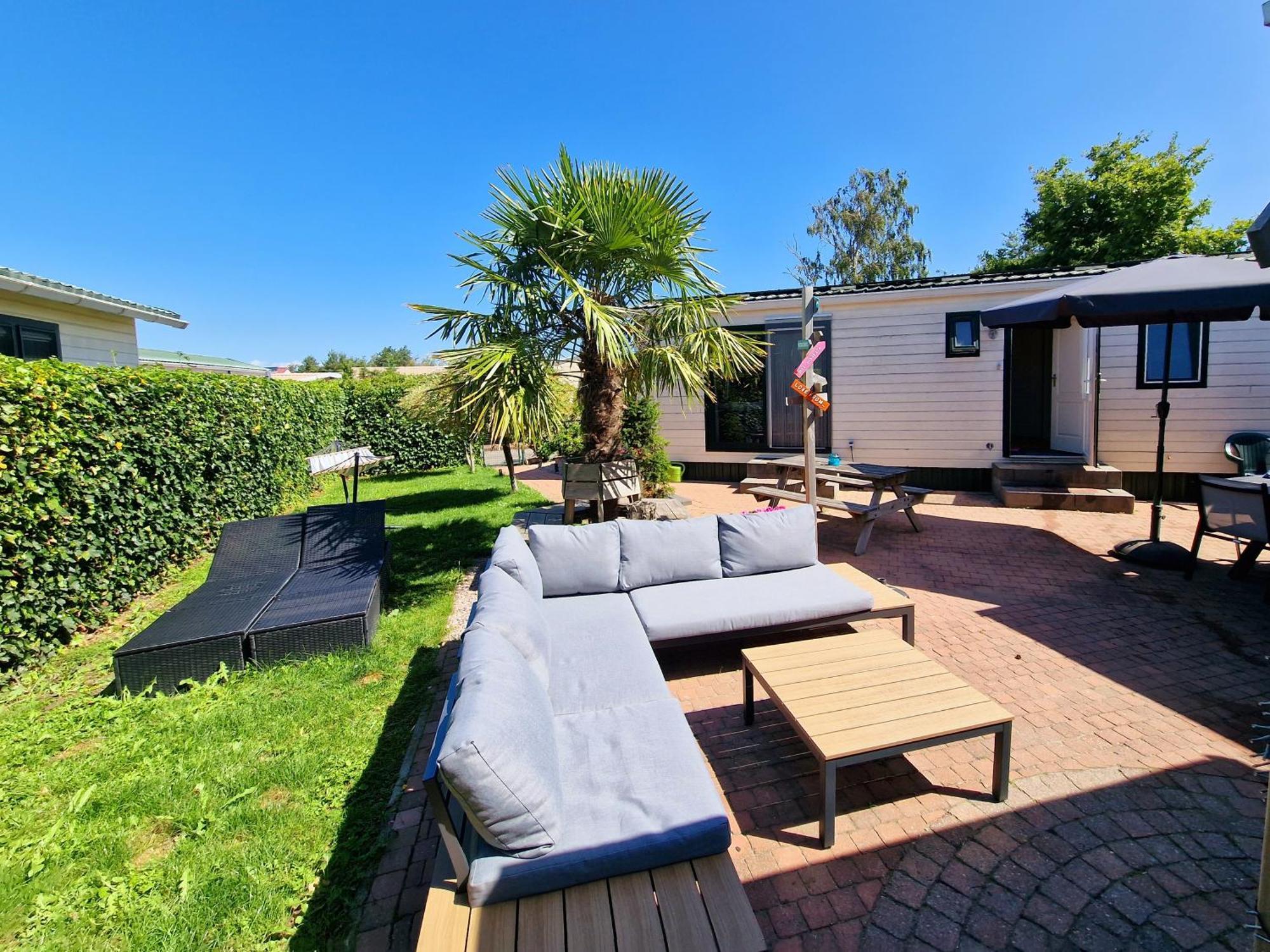 De Corner Van Zeeland Met Jacuzzi Sint-Annaland Exterior foto